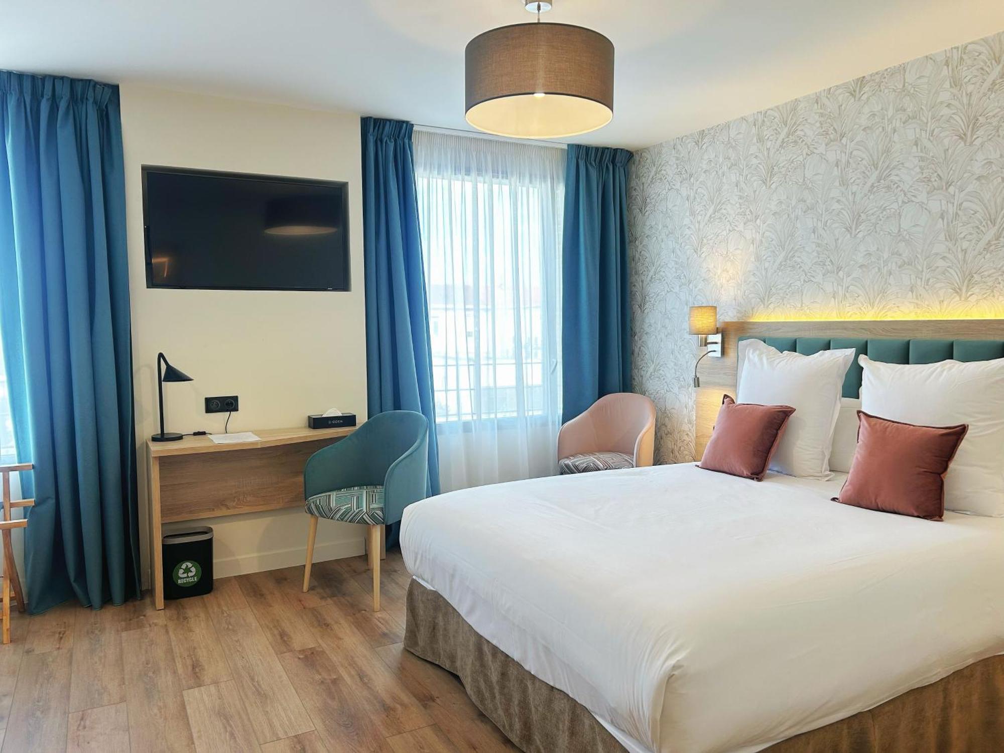 Oden Paris 4*