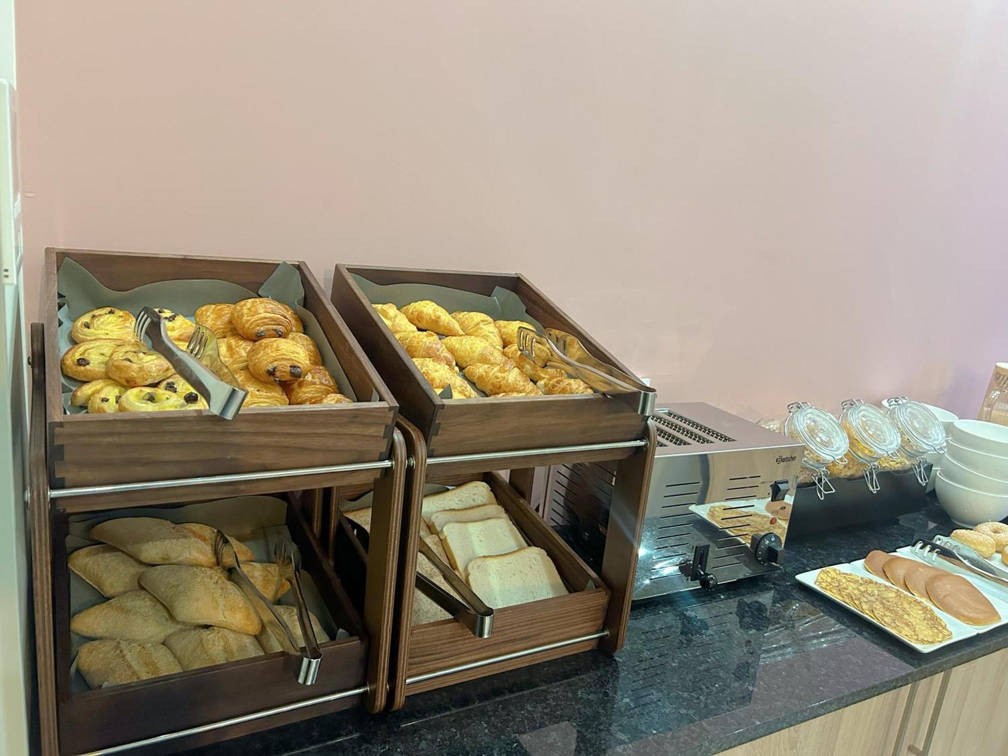 Oden Paris Hotel